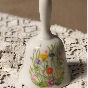 3/$24 VTG Mid Century Porcelain Hand Painted White/Wild Flowers Collectible Bell